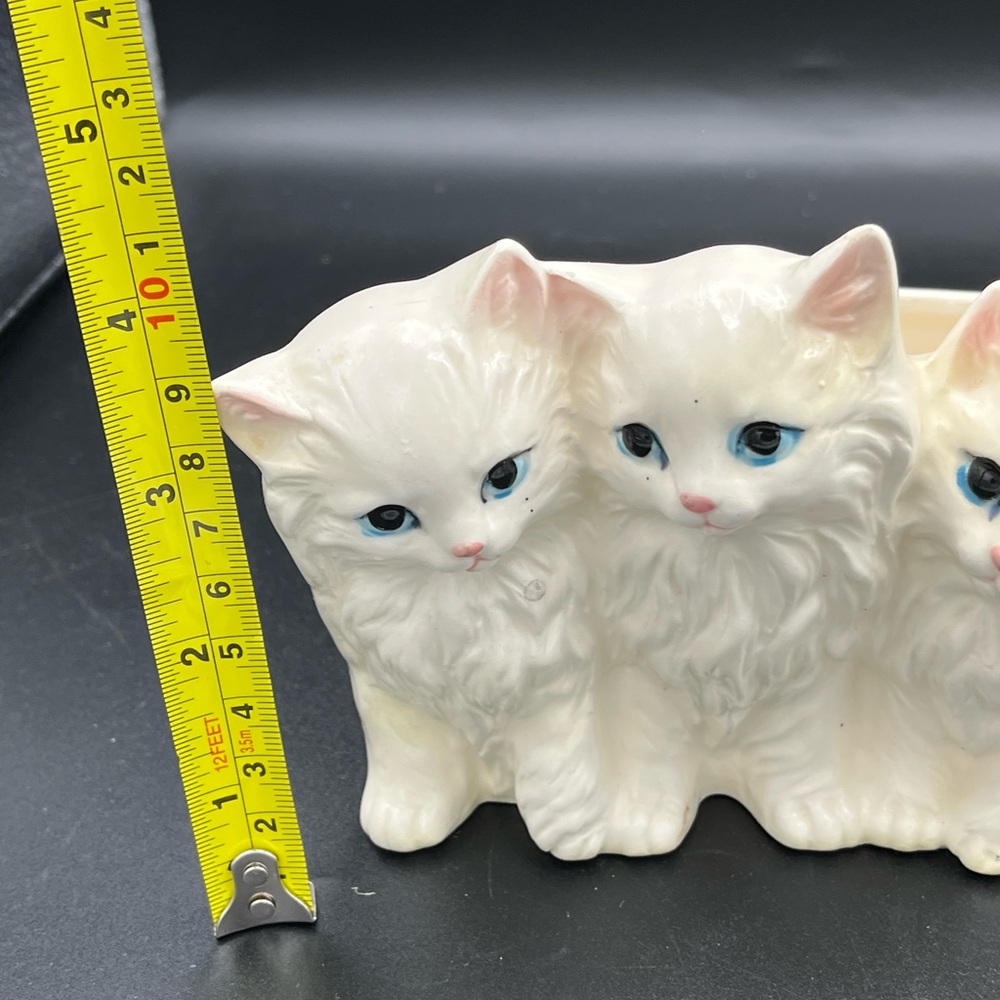 Vintage Napcoware three kittens ceramic planter - Picture 5 of 10
